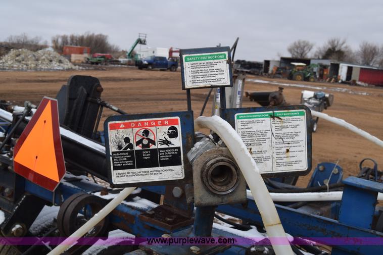 image for item L1116 Blue Jet Landrunner anhydrous ammonia applicator