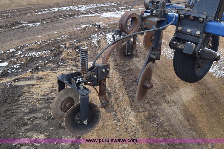 image for item L1116 Blue Jet Landrunner anhydrous ammonia applicator