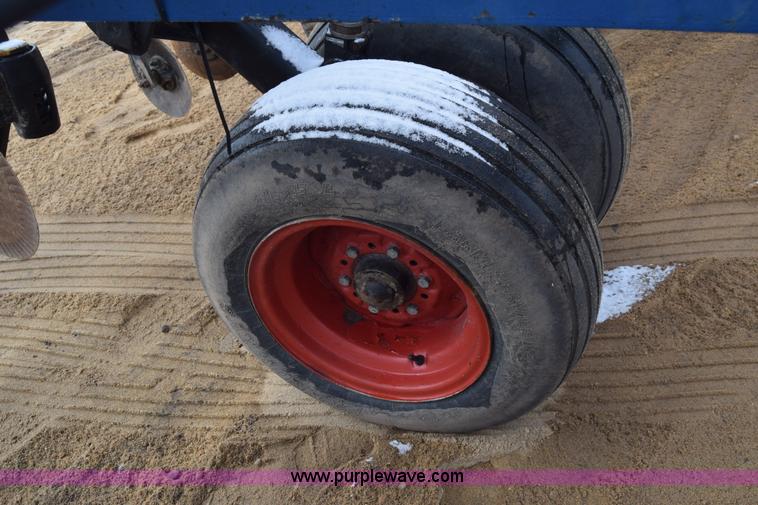 image for item L1116 Blue Jet Landrunner anhydrous ammonia applicator