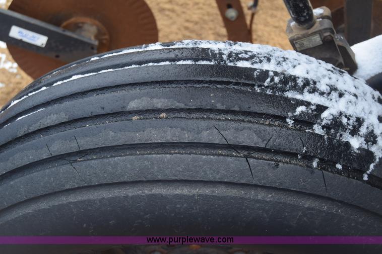 image for item L1116 Blue Jet Landrunner anhydrous ammonia applicator