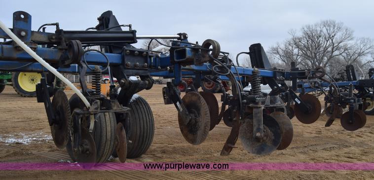 image for item L1116 Blue Jet Landrunner anhydrous ammonia applicator