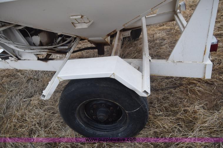 image for item L1203 Seed tender