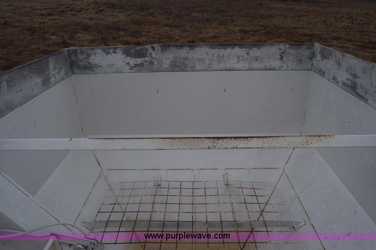 image for item L1203 Seed tender