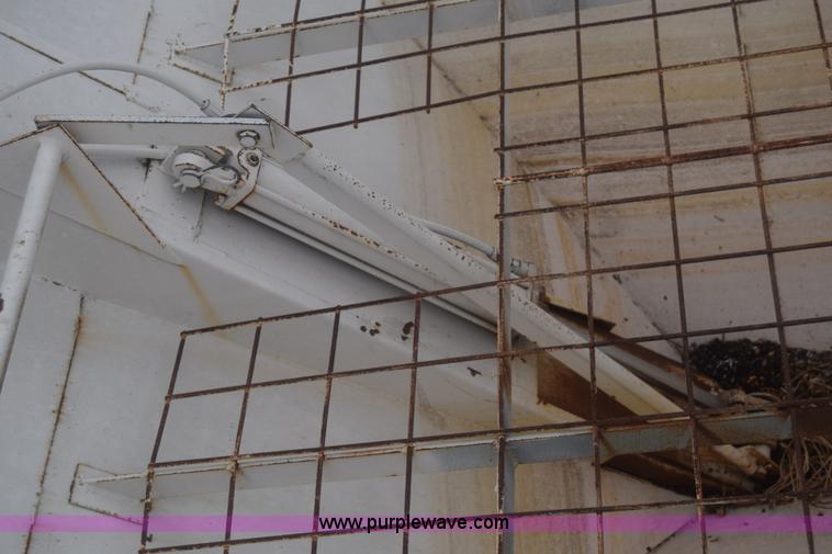 image for item L1203 Seed tender