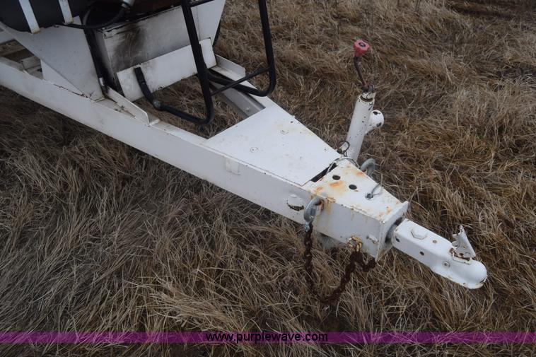 image for item L1203 Seed tender