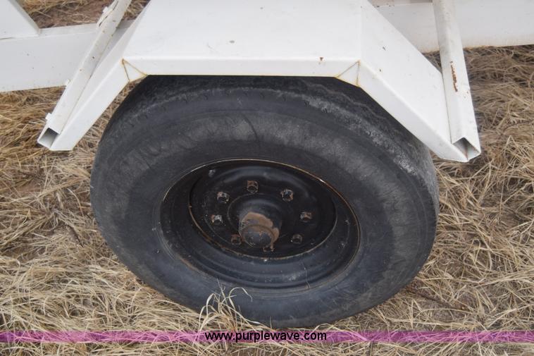 image for item L1203 Seed tender