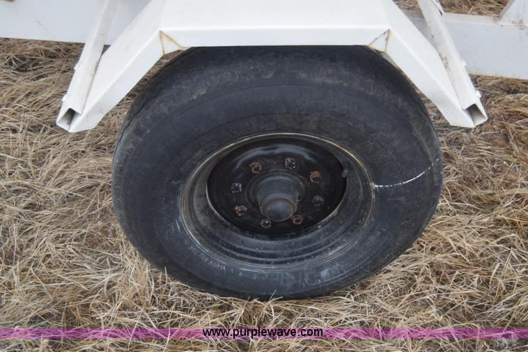 image for item L1203 Seed tender