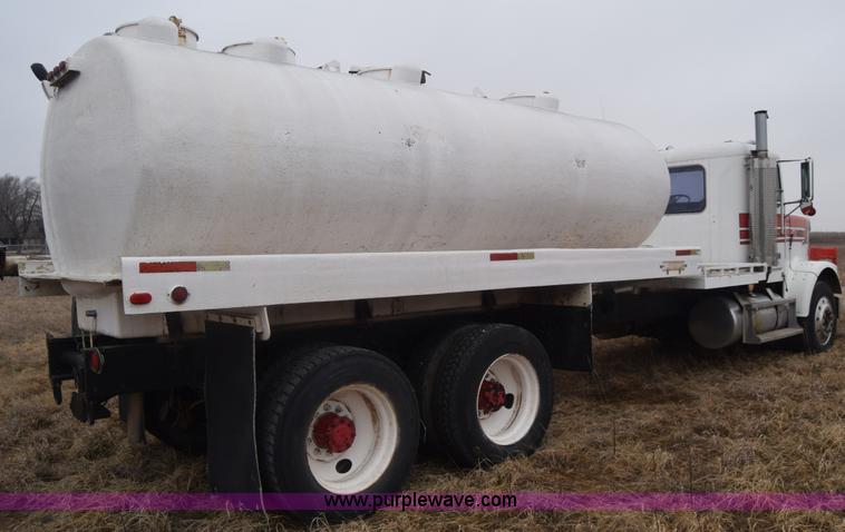 image for item L1207 1988 Freightliner FLC-64T water truck