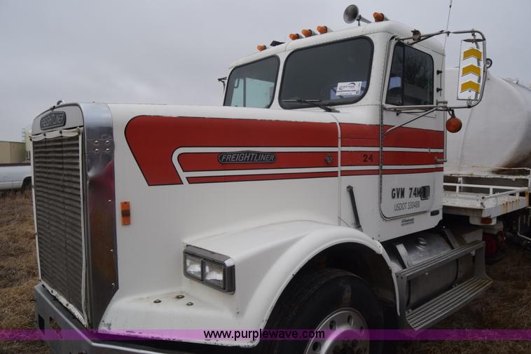image for item L1207 1988 Freightliner FLC-64T water truck