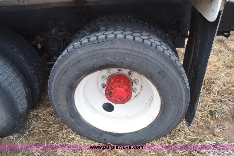 image for item L1207 1988 Freightliner FLC-64T water truck