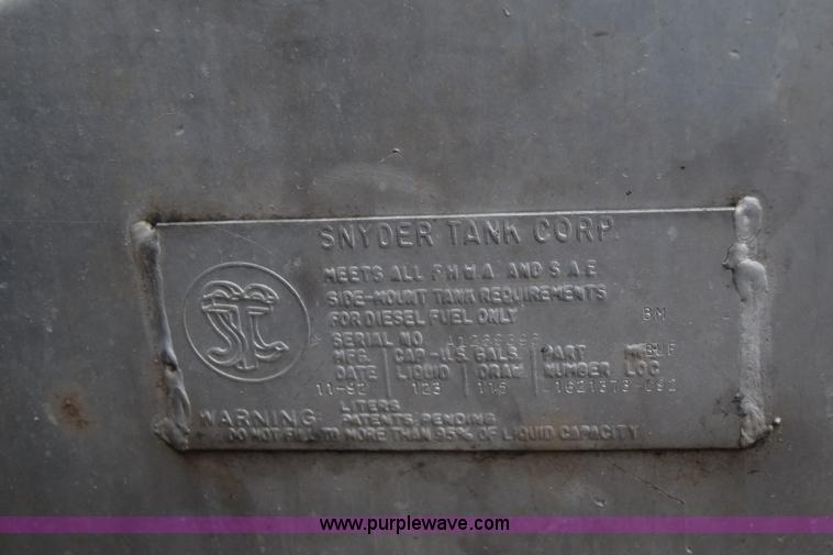 image for item L1208 1993 International 9400 seed tender truck