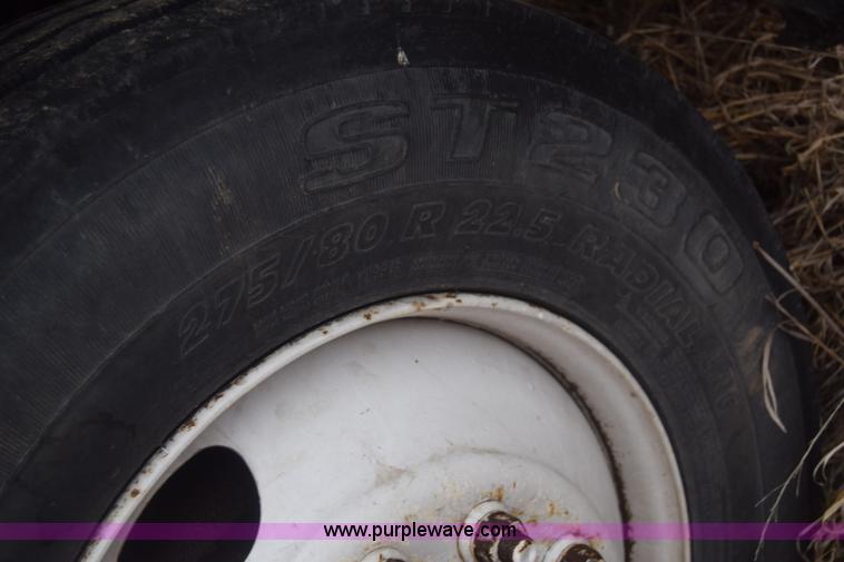 image for item L1208 1993 International 9400 seed tender truck