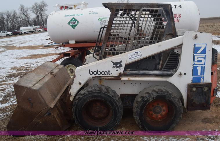 image for item L1228 1994 Bobcat 10 skid steer