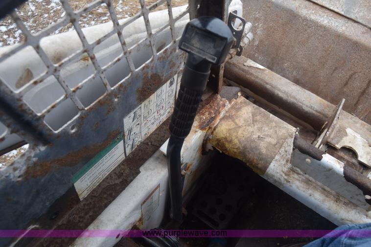 image for item L1228 1994 Bobcat 10 skid steer