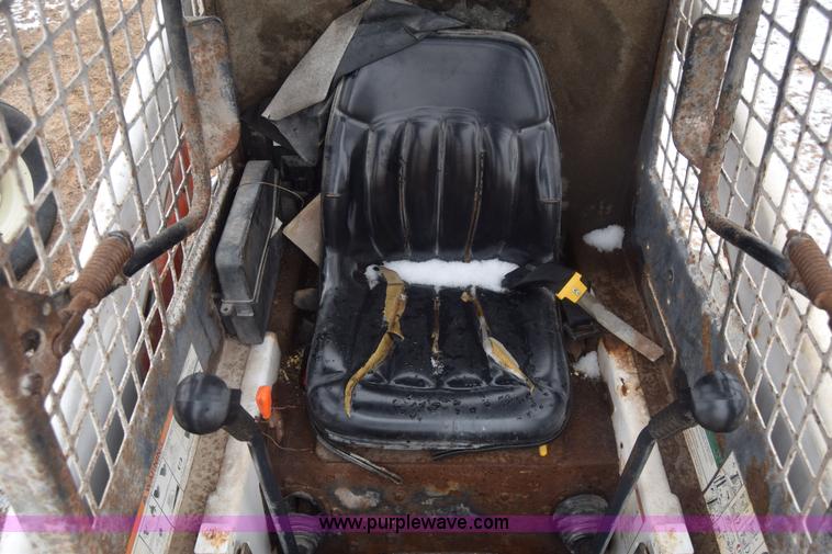 image for item L1228 1994 Bobcat 10 skid steer