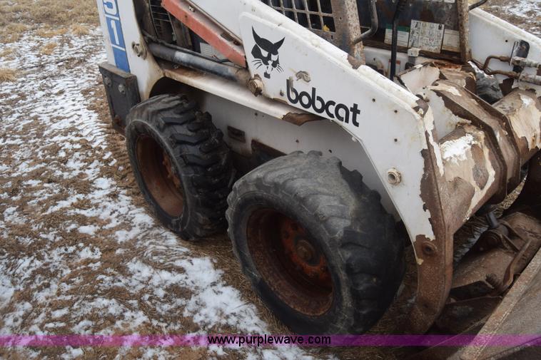 image for item L1228 1994 Bobcat 10 skid steer