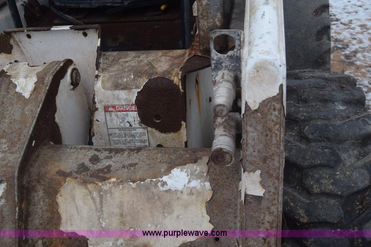 image for item L1228 1994 Bobcat 10 skid steer