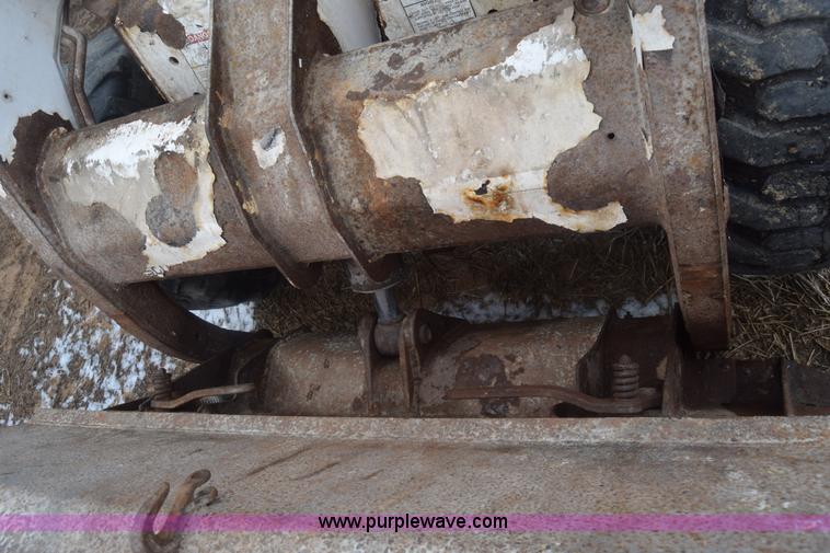 image for item L1228 1994 Bobcat 10 skid steer