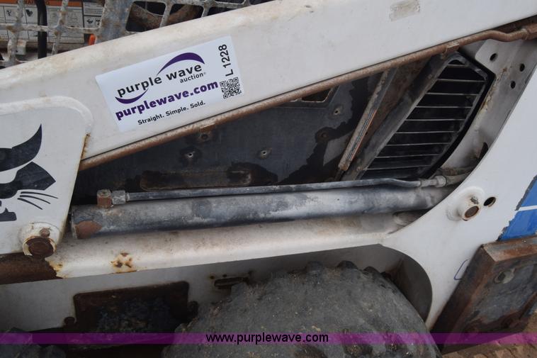 image for item L1228 1994 Bobcat 10 skid steer
