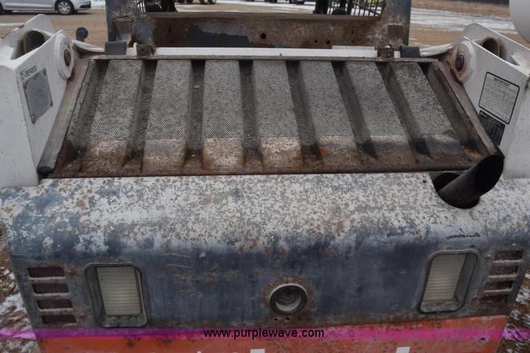 image for item L1228 1994 Bobcat 10 skid steer