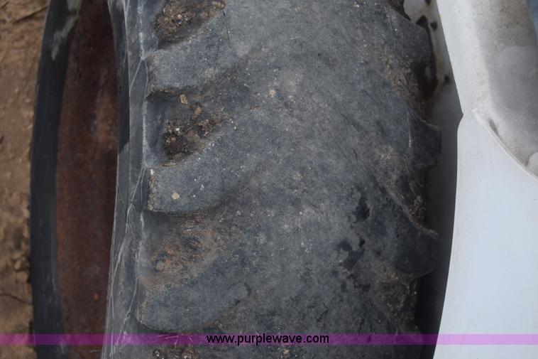 image for item L1228 1994 Bobcat 10 skid steer