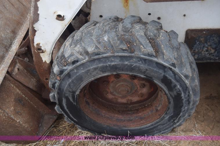 image for item L1228 1994 Bobcat 10 skid steer
