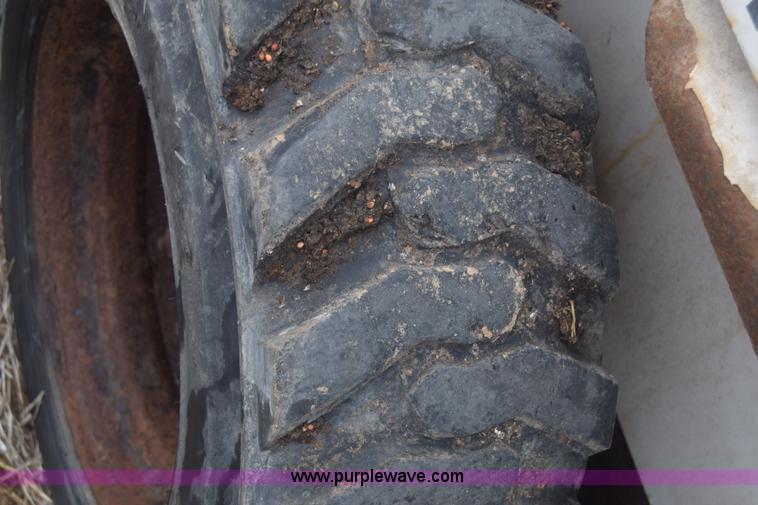 image for item L1228 1994 Bobcat 10 skid steer