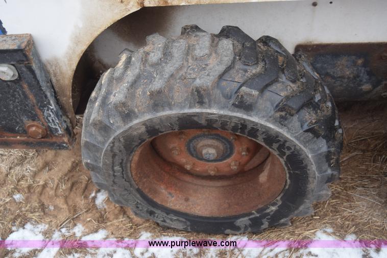 image for item L1228 1994 Bobcat 10 skid steer