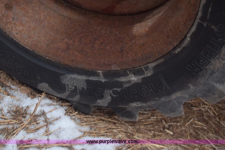 image for item L1228 1994 Bobcat 10 skid steer