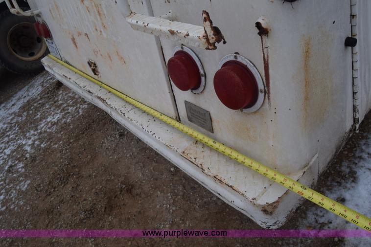 image for item L1231 1988 Ford F700 fuel truck