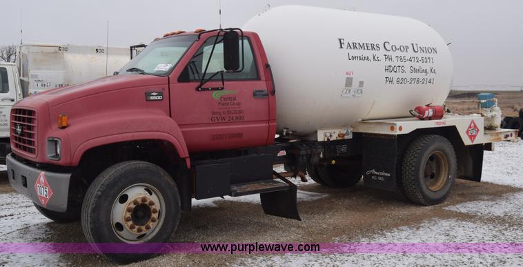 image for item L1232 1999 Chevrolet C6500 propane truck