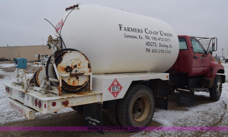image for item L1232 1999 Chevrolet C6500 propane truck