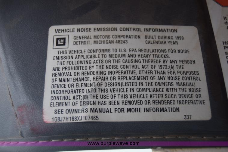 image for item L1232 1999 Chevrolet C6500 propane truck