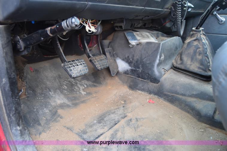 image for item L1232 1999 Chevrolet C6500 propane truck