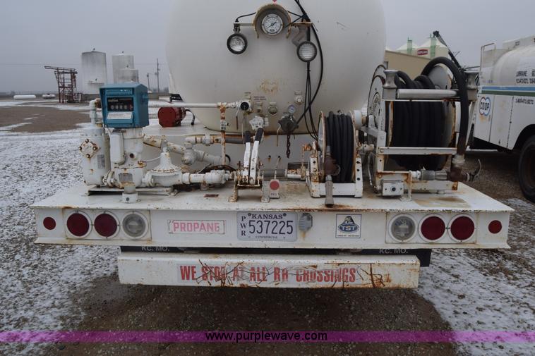 image for item L1232 1999 Chevrolet C6500 propane truck