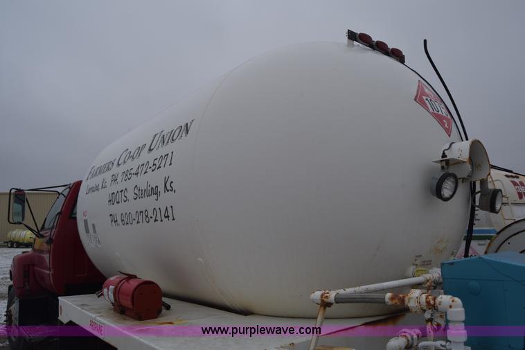 image for item L1232 1999 Chevrolet C6500 propane truck