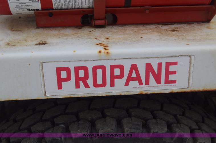 image for item L1232 1999 Chevrolet C6500 propane truck