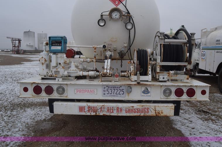 image for item L1232 1999 Chevrolet C6500 propane truck