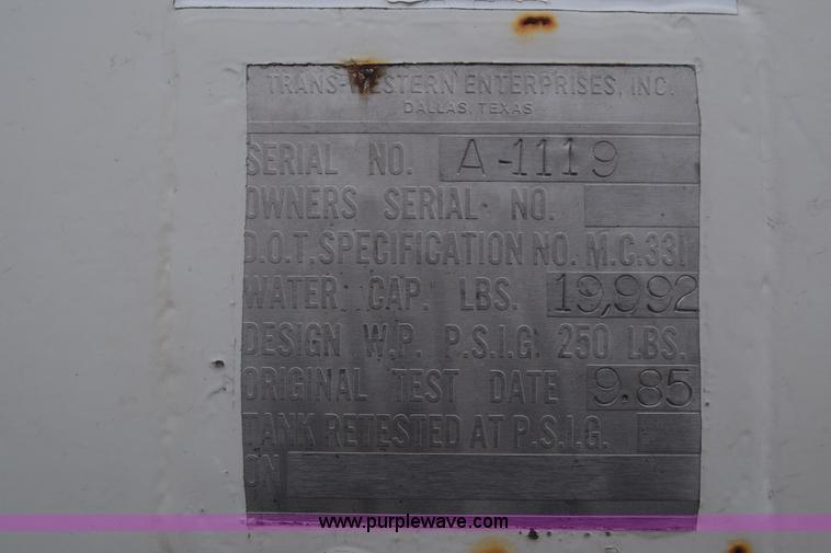 image for item L1232 1999 Chevrolet C6500 propane truck