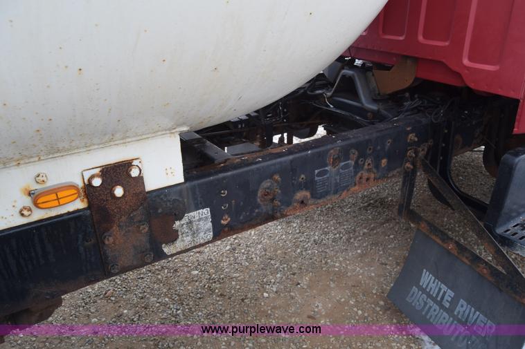 image for item L1232 1999 Chevrolet C6500 propane truck