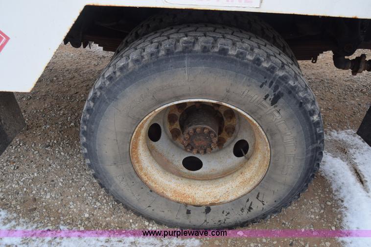 image for item L1232 1999 Chevrolet C6500 propane truck