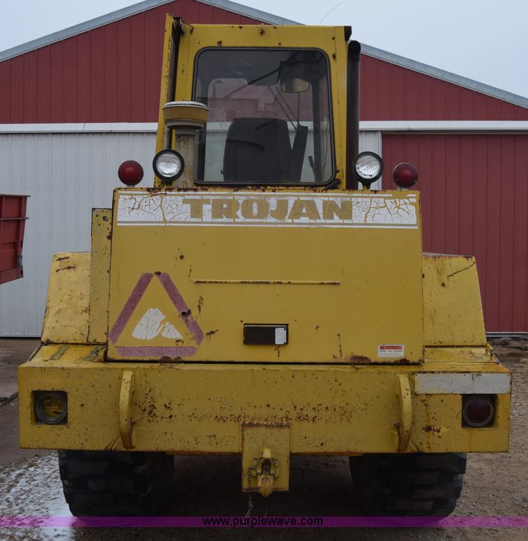 image for item L1234 Trojan 1900 wheel loader