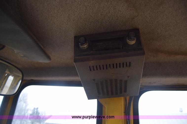 image for item L1234 Trojan 1900 wheel loader