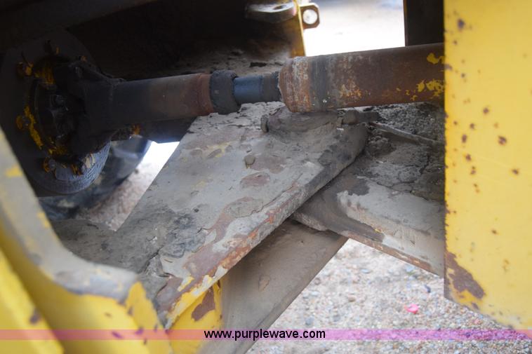 image for item L1234 Trojan 1900 wheel loader