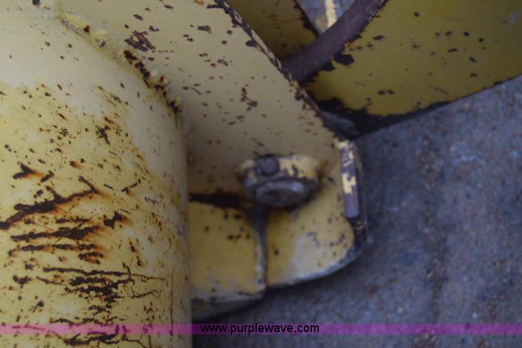 image for item L1234 Trojan 1900 wheel loader