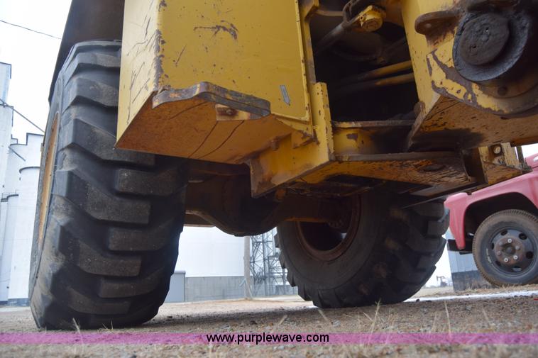 image for item L1234 Trojan 1900 wheel loader