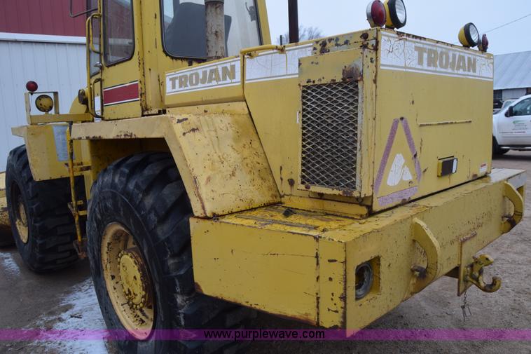 image for item L1234 Trojan 1900 wheel loader
