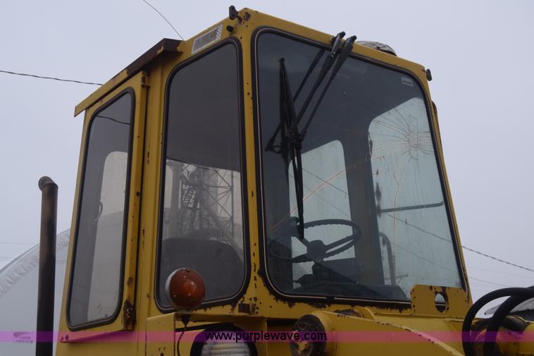 image for item L1234 Trojan 1900 wheel loader