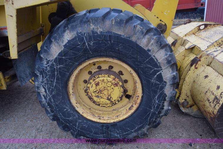 image for item L1234 Trojan 1900 wheel loader