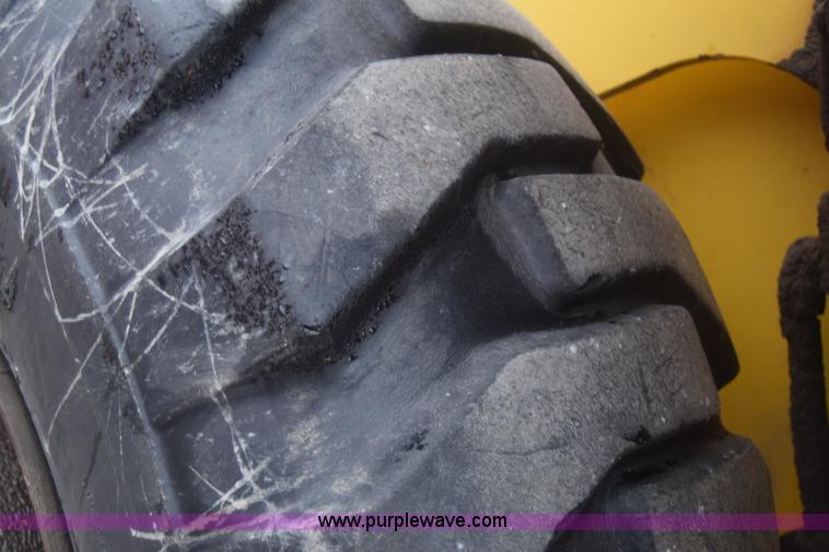 image for item L1234 Trojan 1900 wheel loader